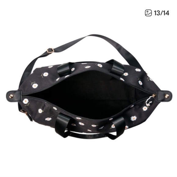 Alice + Olivia | Women’s Black/White Floral Daisy Print Crossbody Duffle Bag, OS - Picture 13 of 14